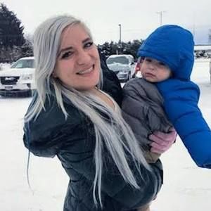 Meet your Posher, Caroline